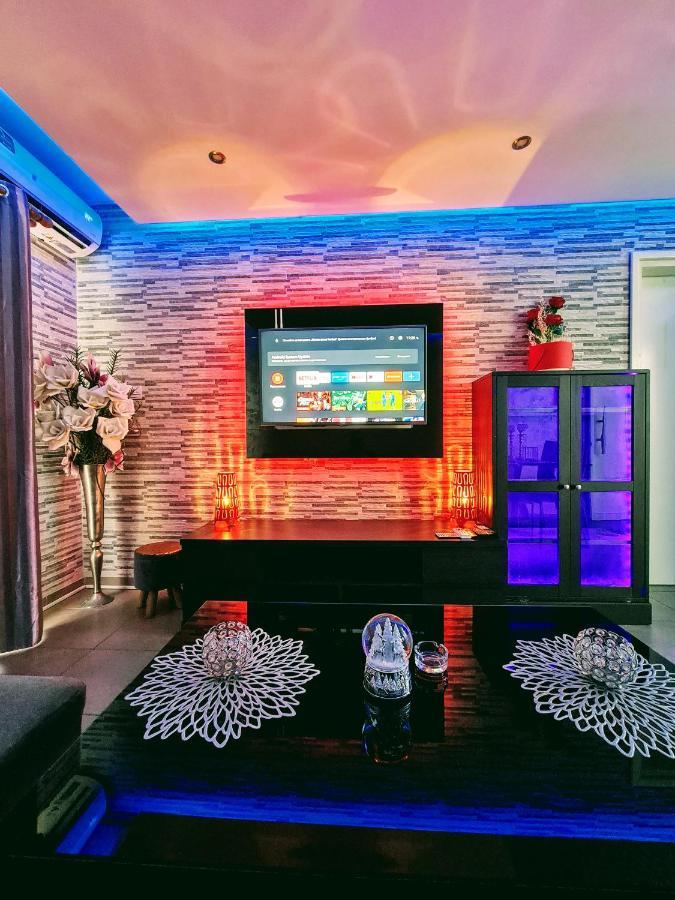 Hidden Lights Deluxe Apartment Ajia Napa Zewnętrze zdjęcie