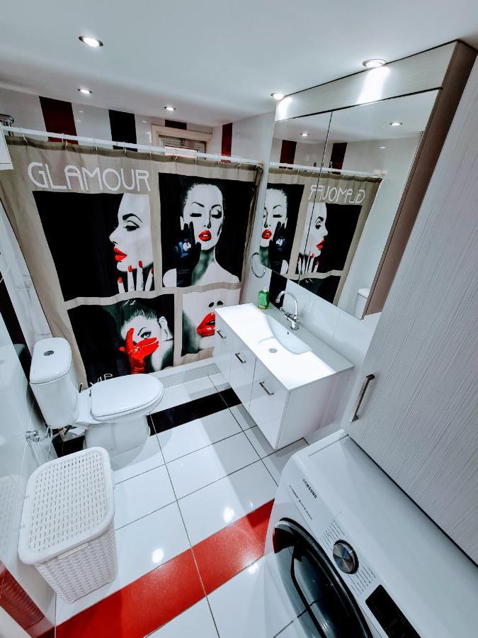 Hidden Lights Deluxe Apartment Ajia Napa Zewnętrze zdjęcie
