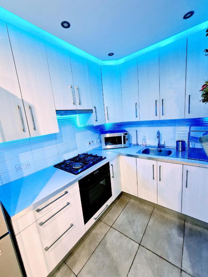 Hidden Lights Deluxe Apartment Ajia Napa Zewnętrze zdjęcie
